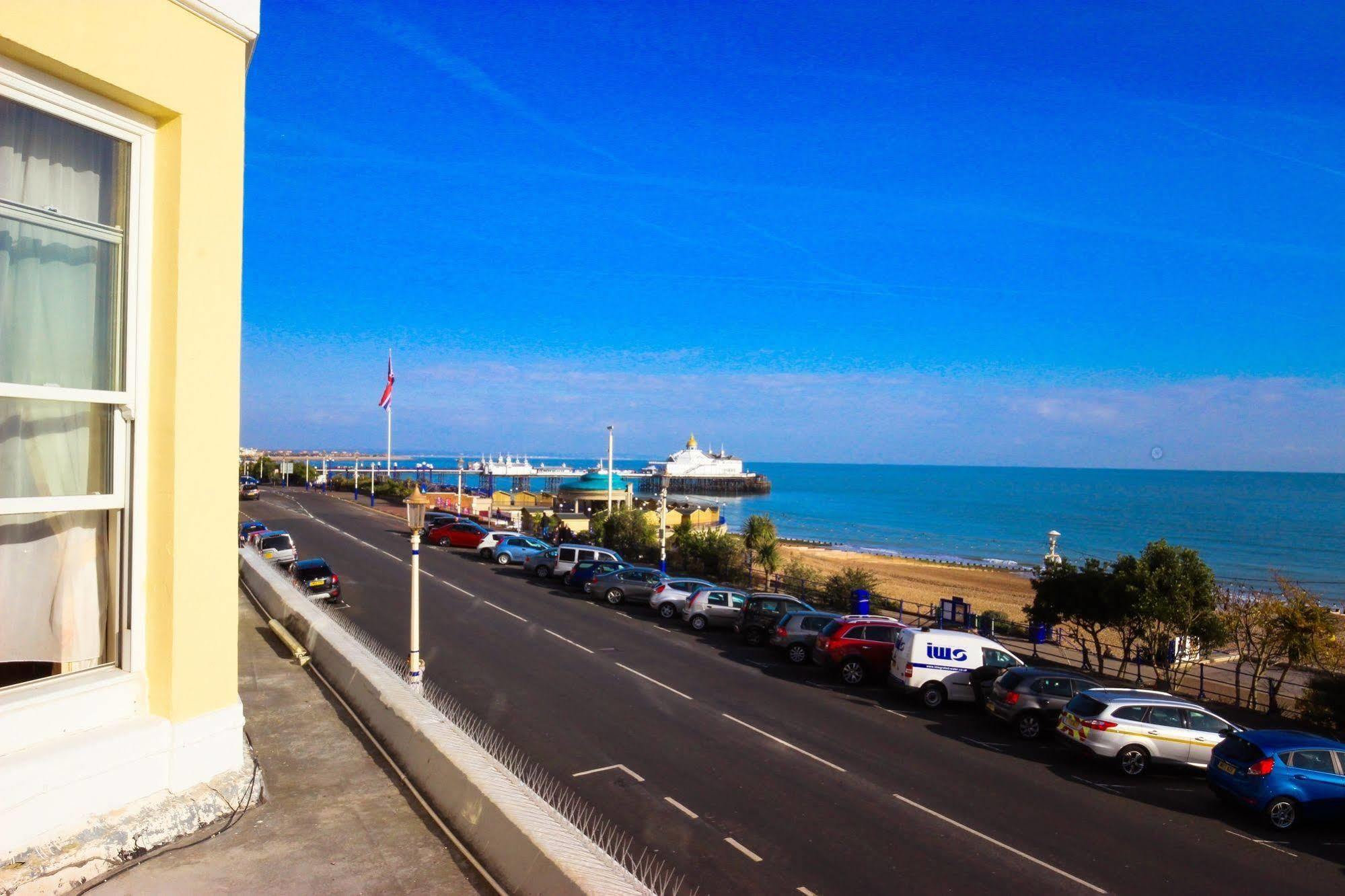 Albany Lions Hotel Eastbourne Dış mekan fotoğraf