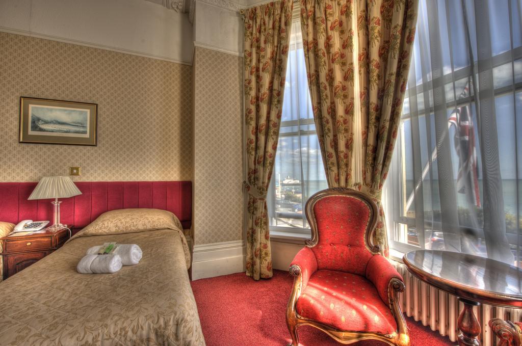 Albany Lions Hotel Eastbourne Dış mekan fotoğraf
